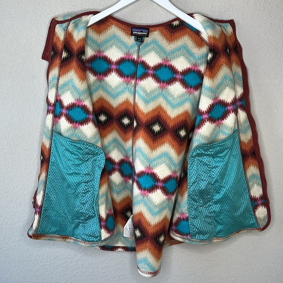 Patagonia Women's Synchilla Fleece Hooded Poncho  XS/S Cinder Red Aztec Navajo - Picture 11 of 13